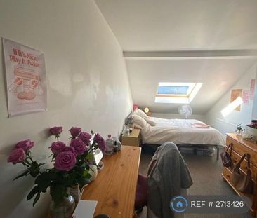 8 bedroom terraced house to rent - Photo 3