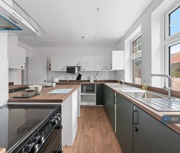 1 bedroom in a house share to rent - Photo 6