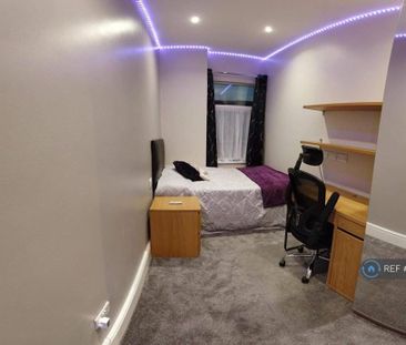 4 bedroom terraced house to rent - Photo 6