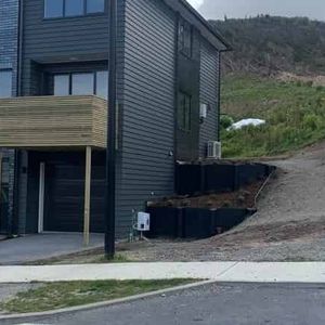 Brand New 3 Bedroom 2 Bathroom Townhouse in Whitby - Photo 2