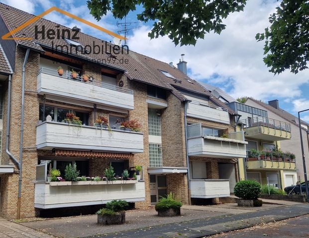 Gemütliches Nest in Rheinlage von Köln-Stammheim !!! - Photo 1