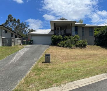 Large Family Home High on the Hill - Photo 3