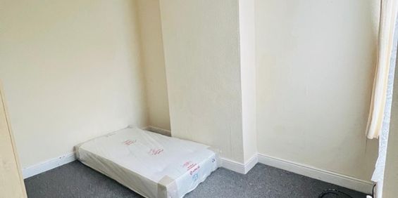 Room in a Shared House, Preston Road, B26 - Photo 3