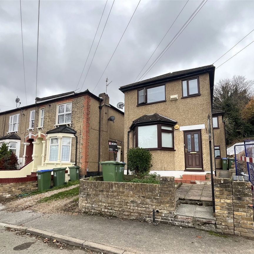 Abbey Crescent, Belvedere, Kent, DA17 5AY - Photo 1