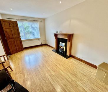 3 bedroom semi-detached house to rent - Photo 1