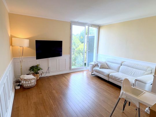 Location Appartement 5 pièces 92m² - Photo 1