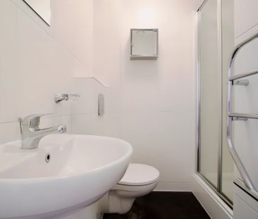 5 Bed 5 Bath - Photo 6