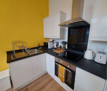 1 bedroom flat to rent - Photo 3