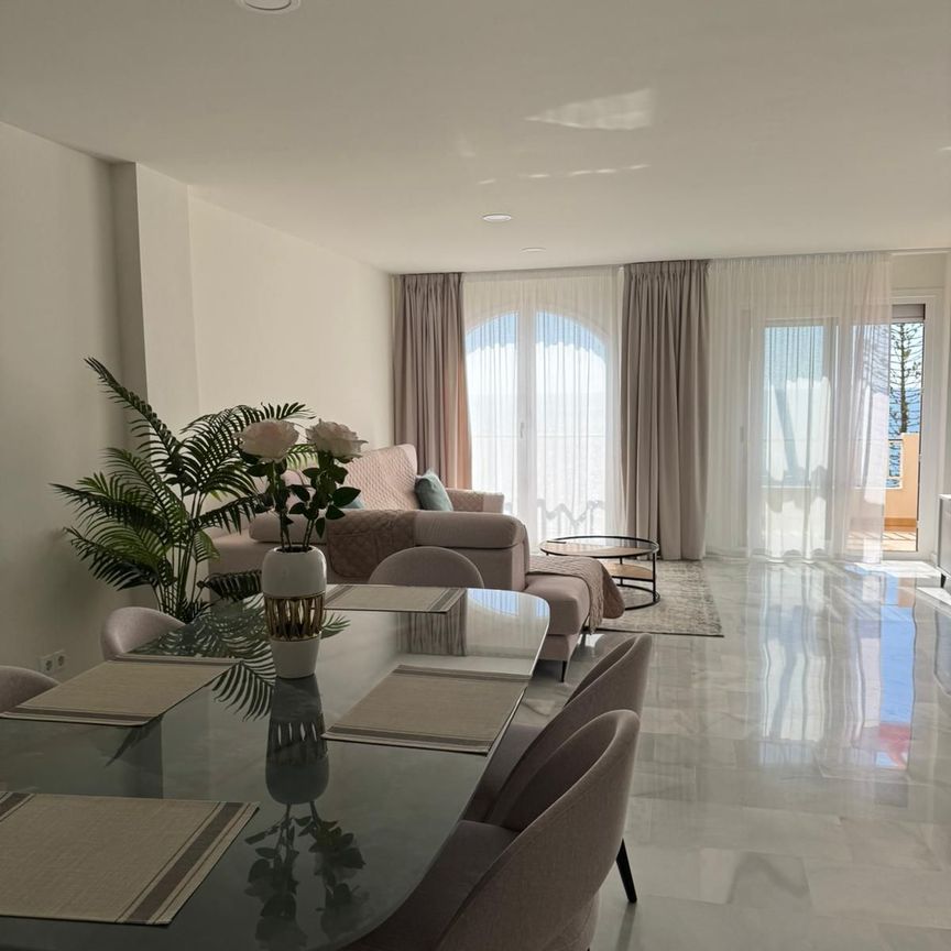 Middle Floor Apartment in Estepona - Foto 1