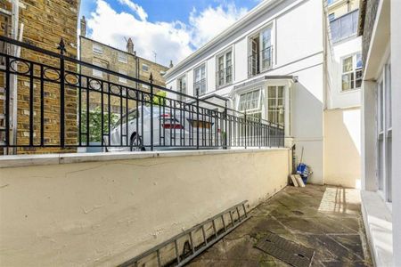 Queen's Gate, South Kensington, SW7 - Photo 3