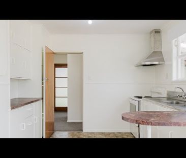 Very tidy 3 Bedroom home - Photo 1