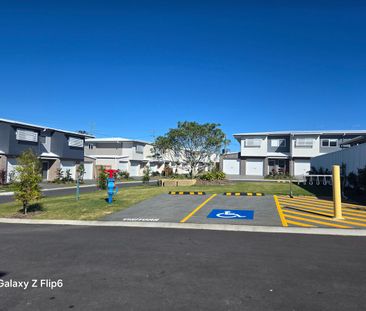 Luxury Newly Constructed 2 bedroom Townhouse renting now. Great Loc... - Photo 6