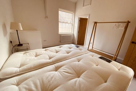 Horninglow Street - Photo 2