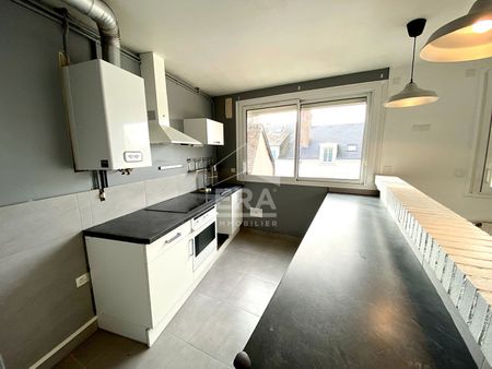 APPART. A LOUER T5 - BLOIS - DUPLEX RÉNOVÉ, 4 CHBS, GARAGE ET PROCHE COMMODITÉS - Photo 3