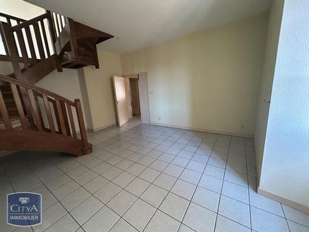 Location Appartement 5 pièces 98m² TOURNUS 71700 - Photo 2