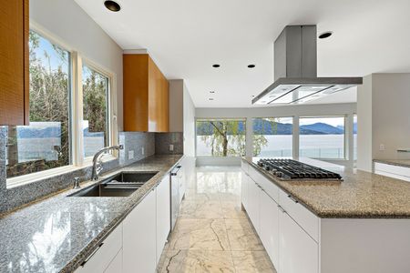 Undisclosed Address, BC, CA, West Vancouver - Photo 5