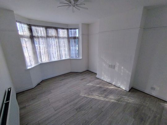 Stourbridge Road, Dudley, West Midlands - Photo 1