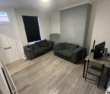 2 bedroom house to rent - Photo 1