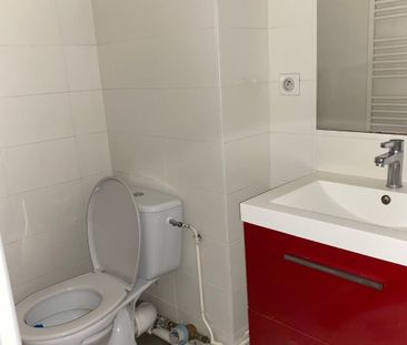 Location Appartement 1 pièce 25m² ANGOULEME 16000 - Photo 3