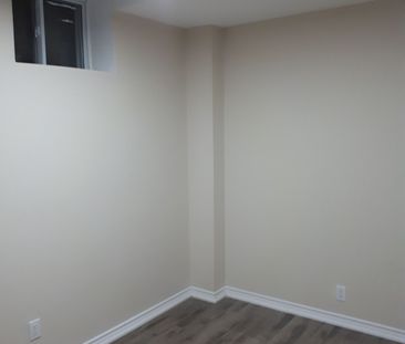 For Lease - 9 Treasure Drive, Brampton, Ontario - Photo 2