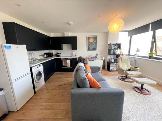 1 bedroom flat to rent - Photo 1