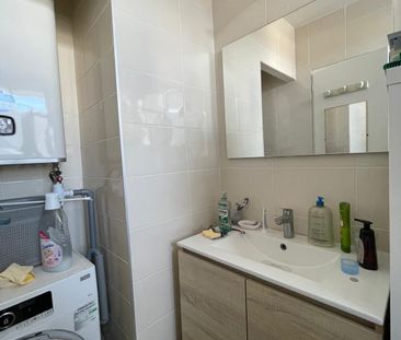 Location Appartement 3 pièces 70m² VILLEURBANNE 69100 - Photo 6