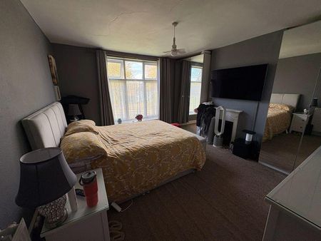 3 bedroom detached house to rent - Photo 3