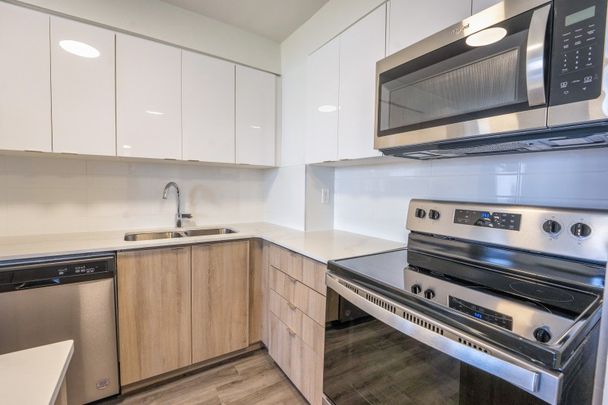 90 Eastdale - Photo 1