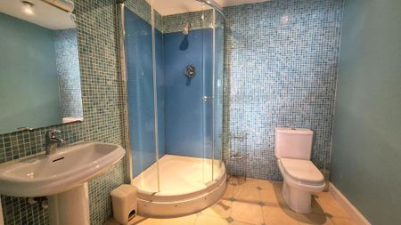 Studio to rent - Photo 5