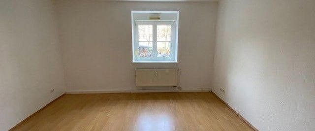 Kleine teilsanierte Wohnung für Studenten und Azubis in Uninähe. - Foto 1