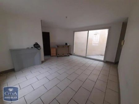 Appartement à louer 4 pièces 80.66m² - Photo 2