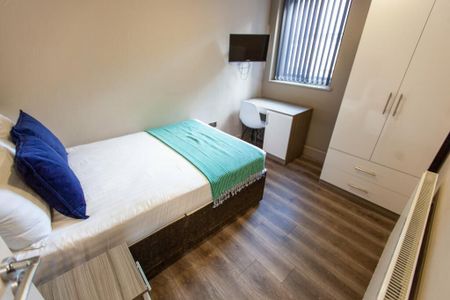 Albert Edward Road, Liverpool. - Photo 5