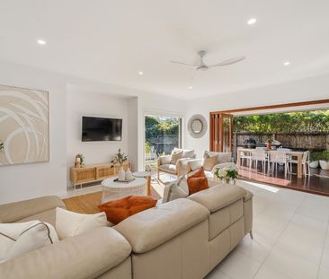 THE PERFECT BLEND OF SPACE, STYLE & COMFORT - Photo 2