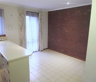 7/5 Greenhills Road, Bundoora, Vic 3083 - Photo 4