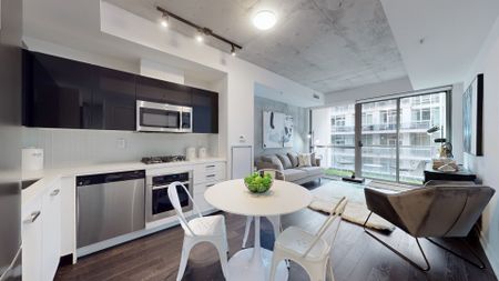 For Lease - 39 Brant Street Unit# 518, Toronto, Ontario - Photo 2