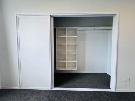 5A Malaga Crescent, Harewood - Photo 1