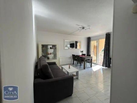 Appartement à louer 3 pièces 63m² - Photo 2