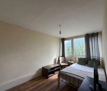 Room in a Shared Flat, Sherfield Gardens, SW15 - Photo 5