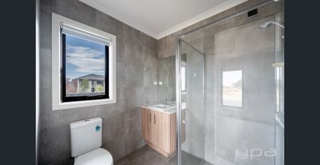 Modern Family Living in Prime Location - Photo 4