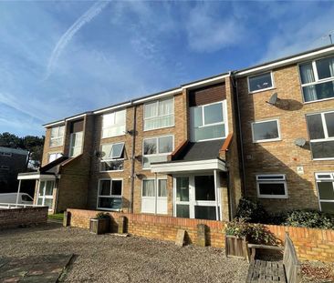 2 bedroom Flat in Josephine Court, Reading - Photo 6