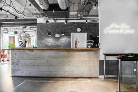 Platinum Studio - Photo 2