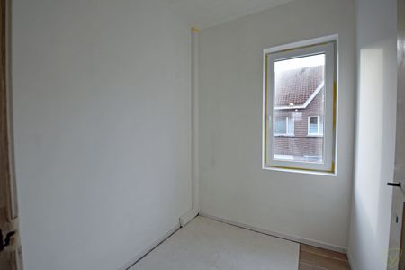 Volledig gerenoveerde woning met ruime tuin te huur! - Photo 3