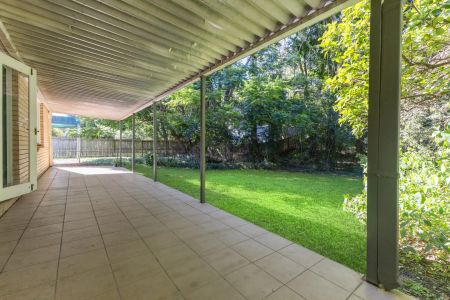 Perfectly located 3 bedroom home - Photo 2