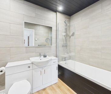 1 bedroom semi-detached house to rent - Photo 6