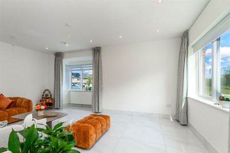 4 Bed House, Clay Farm, Leopardstown, Dublin 18 - Photo 3