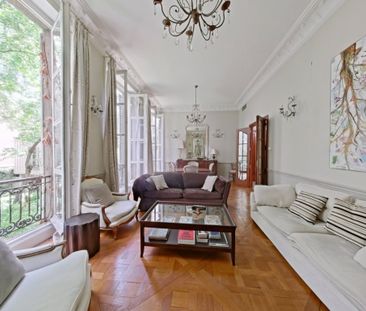 Location Appartement 3 pièces Meublé 98m² PARIS 6ème - Photo 5