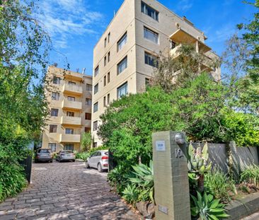 GREAT LOCATION | GENEROUS SIZE | LOW MAINTENANCE - Photo 5