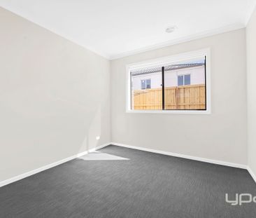 10 Delhi Grove, Rockbank - Photo 1