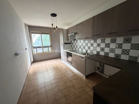 Location Appartement 3 pièces 66m² - Photo 2
