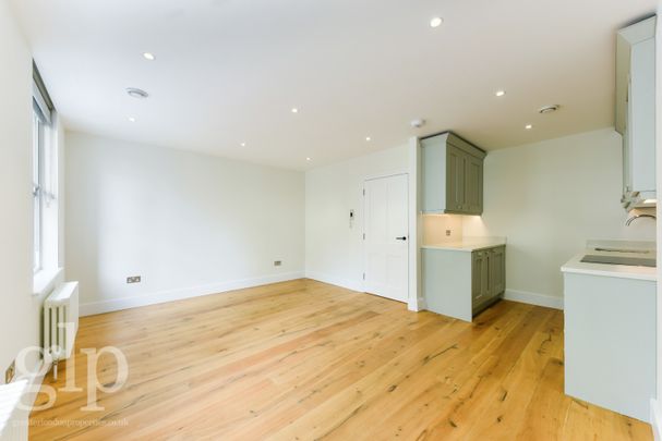 1 Bedroom Apartment, Duck Lane, London, Greater London, Soho, W1F - Photo 1